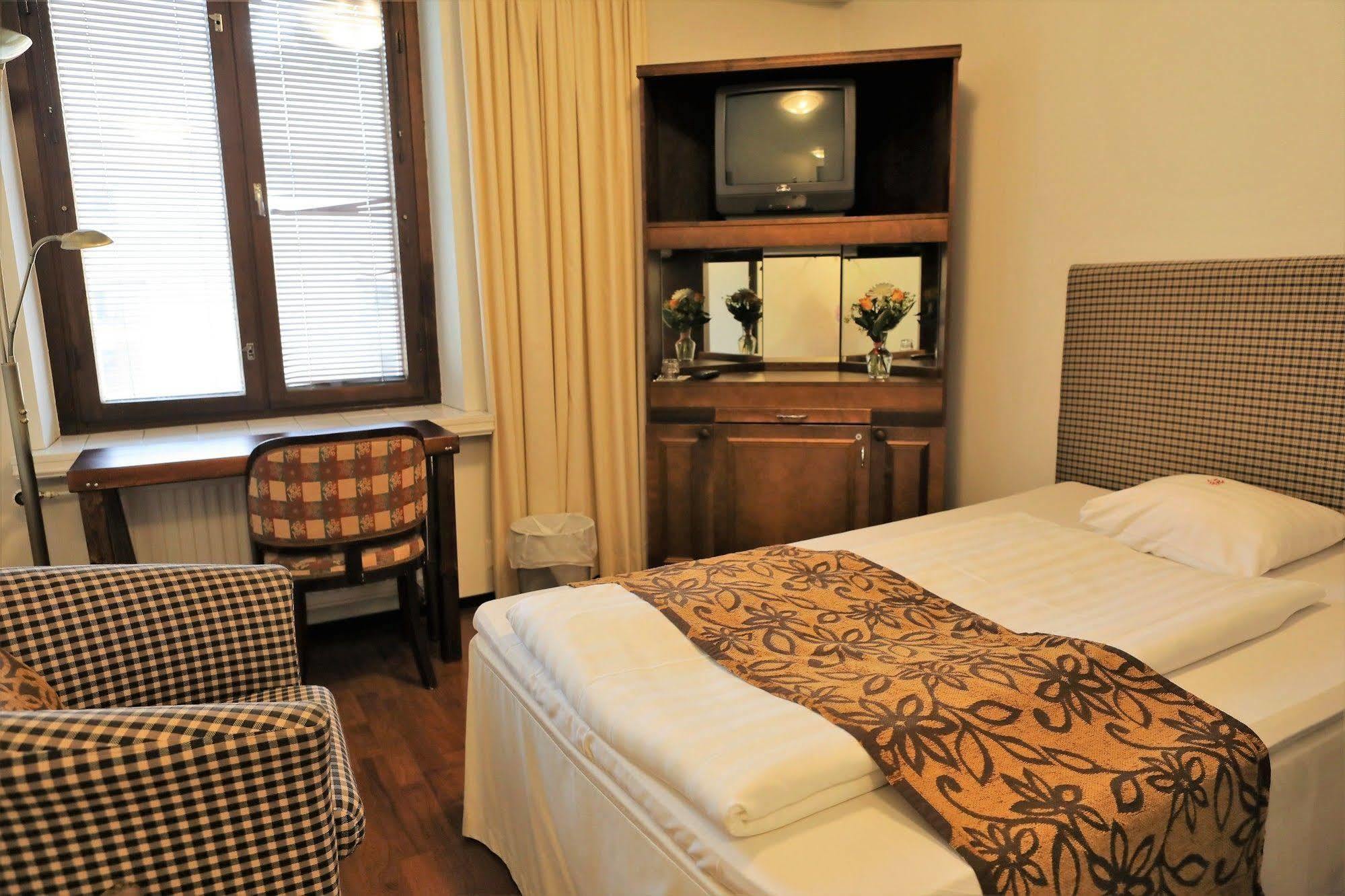 Hotel Seurahuone Коккола Екстер'єр фото